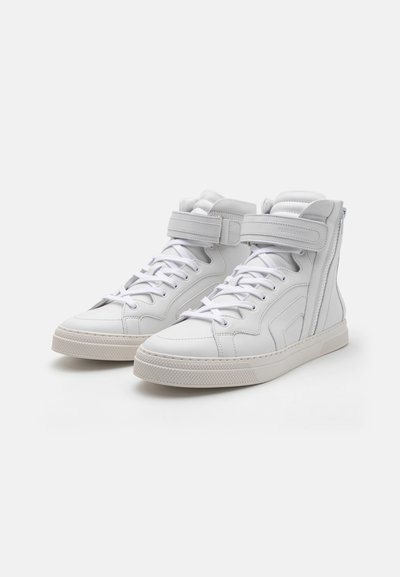 Pierre Hardy Baskets montantes - white