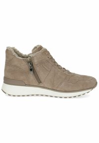Sneaker high-top in suede beige con una morbida fodera, lacci frontali e zip laterale. Presentano una suola in gomma bianca e dettagli testurizzati.