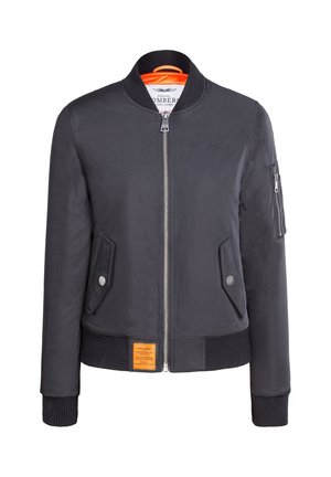 Schwarze Bomberjacke mit Reißverschluss, gerippten Bündchen und Saum, seitlichen Taschen und orangefarbenem Innenfutter. Mit einem Logo- und Etikettendetail.
