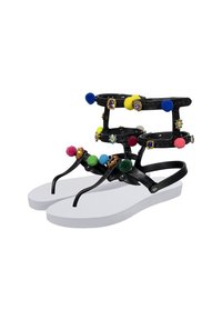 Uzurii MYSTIQUE POMPOM - Sandales tongs - white