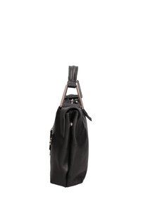 Borsa in pelle nera con finitura texture, dotata di manico superiore e hardware metallico. Forma compatta con chiusura a zip e dettagli laterali.