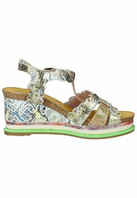 Sandales à semelle compensée avec un design en cuir de serpent métallisé, semelle intermédiaire en liège, bride ajustable et semelle extérieure texturée multicolore avec une touche de vert.