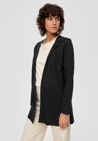 s.Oliver MIT KAPUZE - Gilet - schwarz