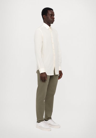 Pal Zileri CAMICIA - Svečana košulja - white