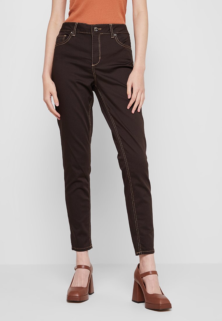 LIU JO Jeans Tapered Fit donkerbruin