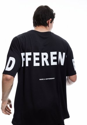 Camiseta estampada - black