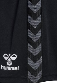 Hummel Träningsshorts - black