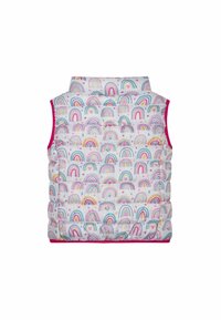 Chaleco acolchado con una tela blanca con coloridos patrones de arcoíris y ribetes rosas. El diseño incluye secciones acolchadas y estrellas decorativas.