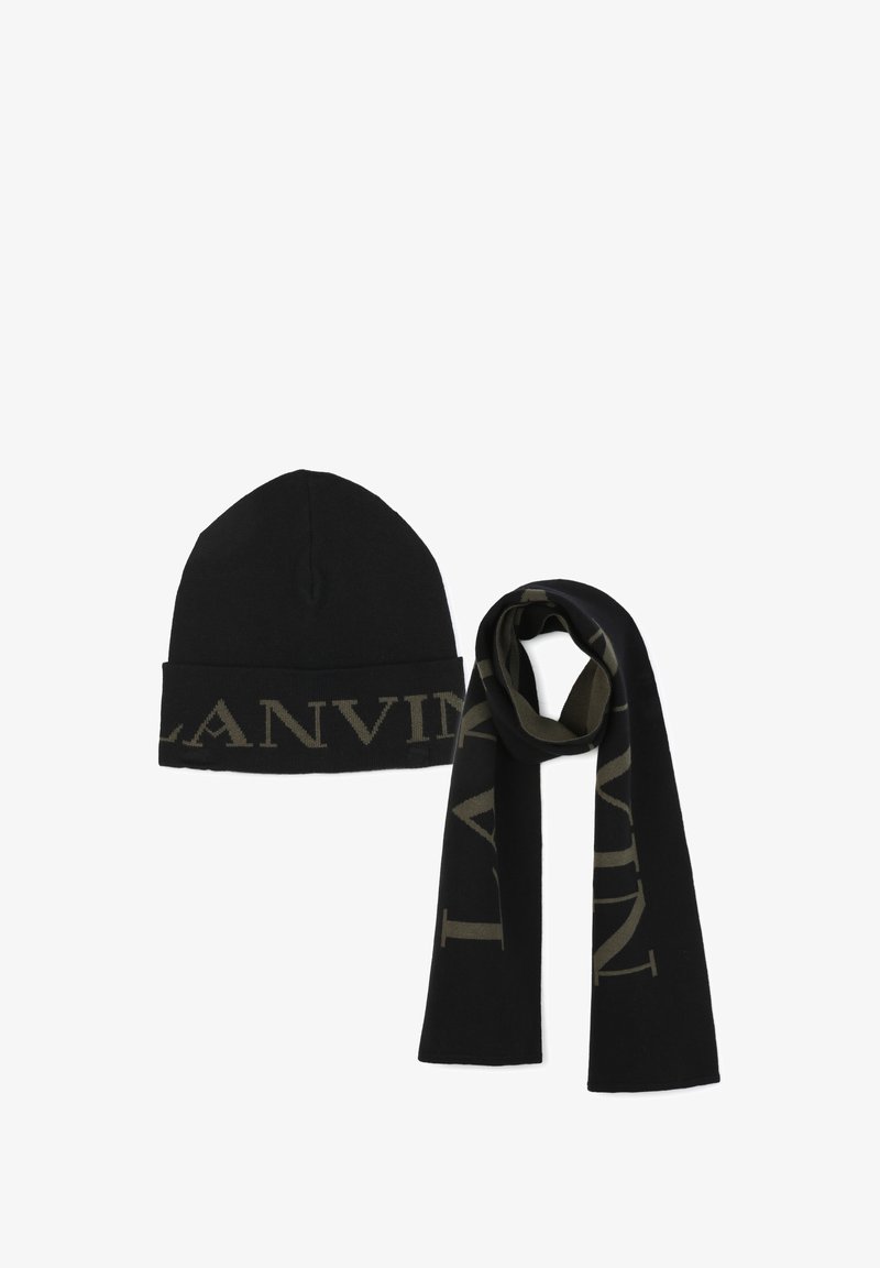 Fekete kötött sapka és hozzáillő sál, sötétzöld "LANVIN" logó mintával. Puha tapintás, a sapka kerek formájú, a sál pedig hosszúkás.