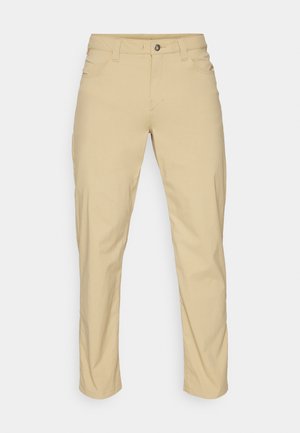 Patagonia QUANDARY PANTS - Pantalones montañeros largos - classic tan