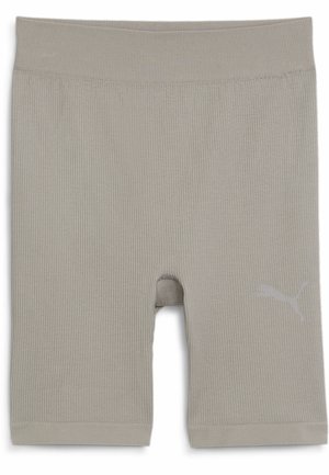 Szare prążkowane szorty o dopasowanym kroju, sięgające do połowy uda, z małym białym logo na dolnej części. Miękka tekstura i elastyczny pas.