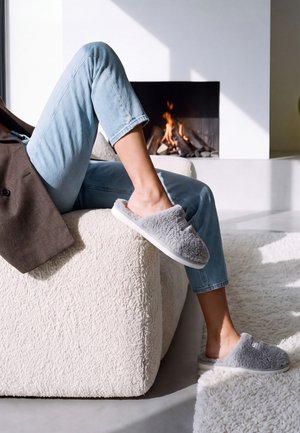 Esprit, MALENA FL - Chaussons - light grey