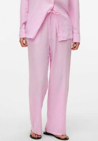 Vero Moda LINN WVN NOOS - Tygbyxor - bonbon