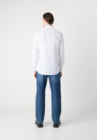 Thumbnail Image 5
