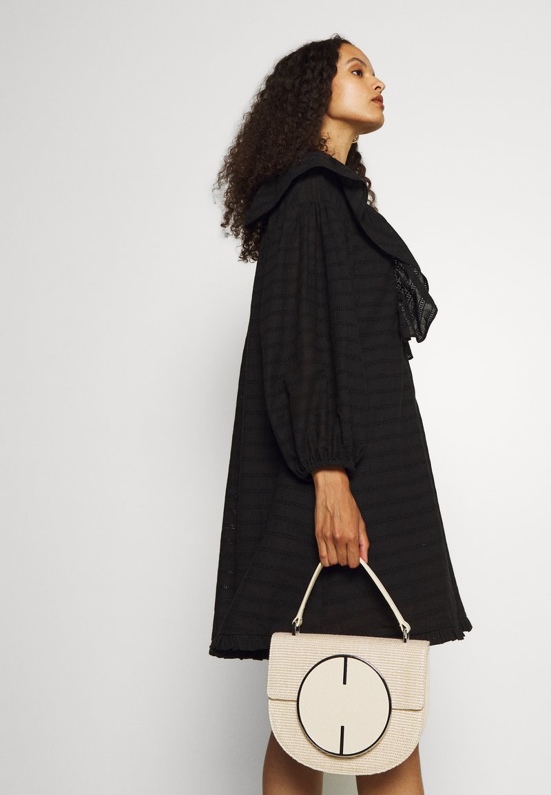 Damen Bekleidung | Hofmann Copenhagen ELISE Freizeitkleid black/schwarz - VQ37569 Damen Bekleidung | Hofmann Copenhagen ELISE Freizeitkleid black/schwarz - VQ37569