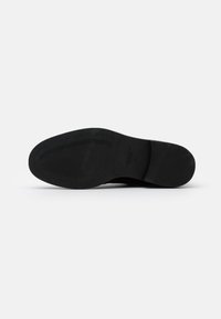 Vagabond Botines - black
