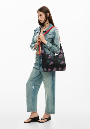 Desigual MEDIUM OVAL TEXTURED - Kézitáska - grey