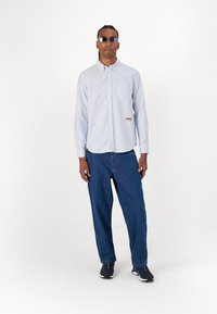 Pompeii STRIPE SKY OXFORD SHORT - Camicia - sky