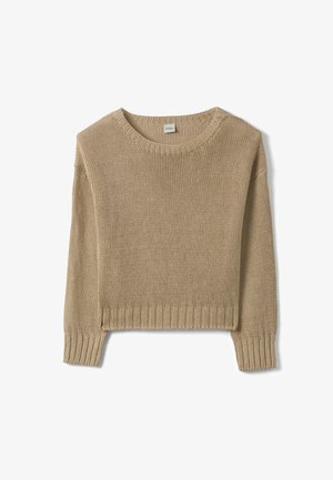 Beiger gestrickter Pullover mit langen Ärmeln, gerippten Bündchen und Saum, Rundhalsausschnitt und einem Etikett am hinteren Kragen.