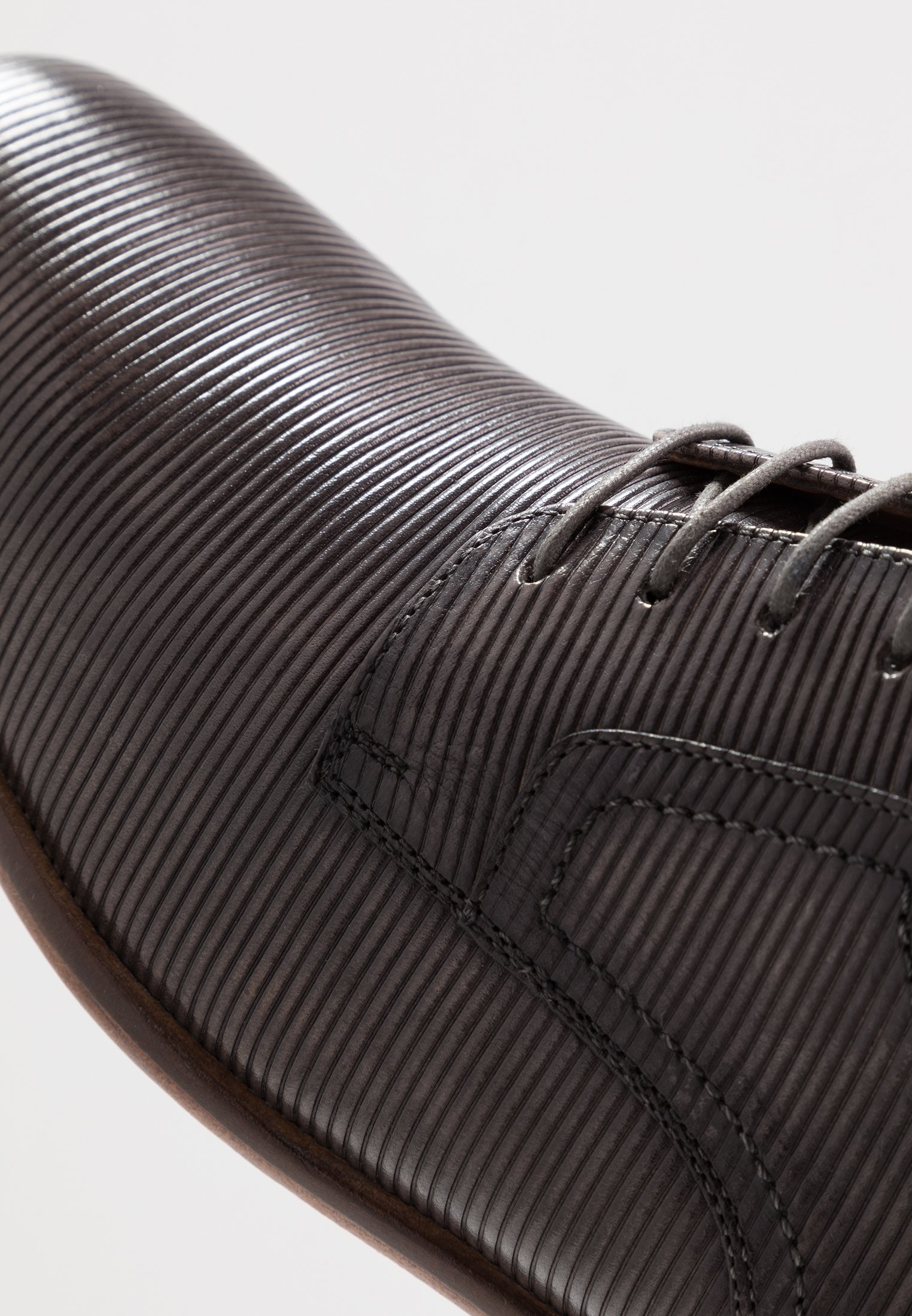 Salamander VENTINO Pensko med snøring grey Zalando.no Salamander VENTINO Pensko med snøring grey Zalando.no