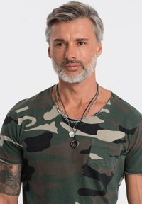 Ombre CAMO   - Triko s potiskem - green camo