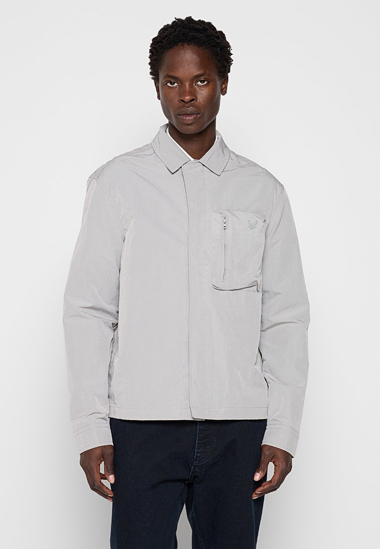 Leichte Jacke