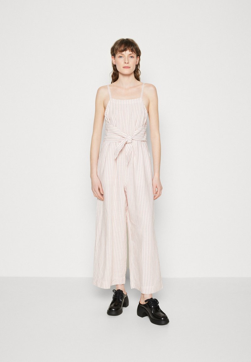 Cornelia 2/4 Tie Top Star White