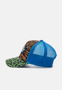 Von Dutch TRUCKER BOSTON UNISEX - Boné - brown/blue