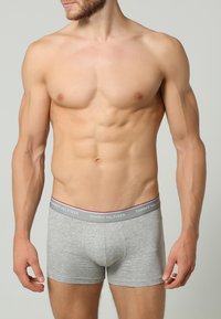 Tommy Hilfiger PREMIUM ESSENTIALS TRUNK 3 PACK - Trunks - grey/black/white