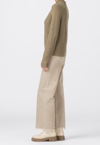 HALLHUBER Sweter