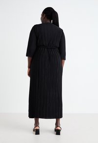 Vero Moda Curve VMCELVY ANKLE DRESS - Rochie maxi - black