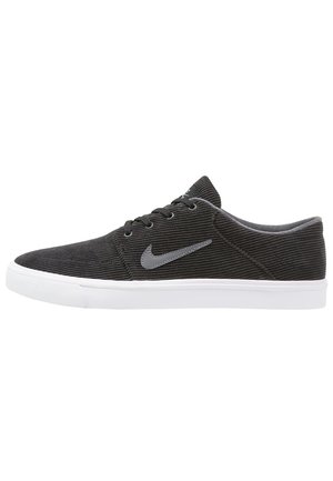 Sneaker low - black