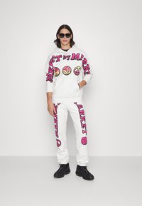 Market CALI LOCK PEACE HOODIE - Camisola - cream