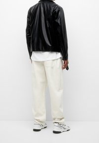 PULL&BEAR Giacca in similpelle - black
