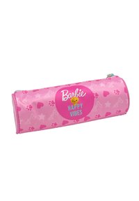 Estuche de lápices cilíndrico rosa con acabado brillante, que presenta corazones, patas y estrellas. Muestra "Barbie" y "FELICES VIBRAS" en texto colorido.