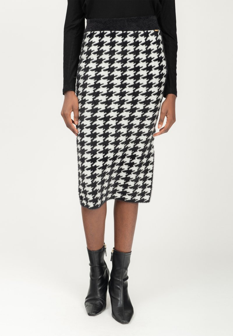 INFLUENCER Kokerrok - milk