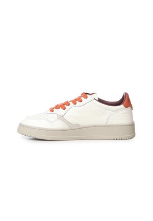 Autry, AULM FT19 - Sneakers basse - bianco, arancione