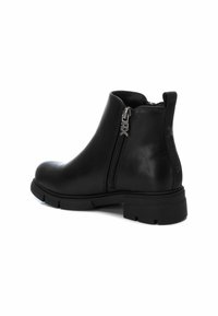 XTI Botines - black
