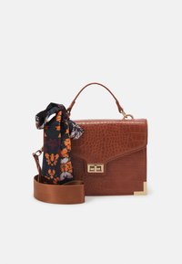 Unselected, cognac detail/gold-flower