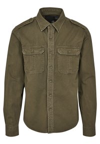 Olivgrön långärmad skjorta i slitstark bomull. Har två bröstfickor, axelflikar och knäppning framtill.