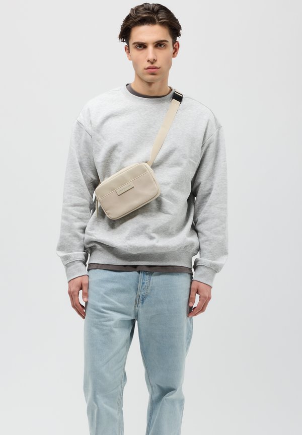 BERGEN CROSSBODY - Gürteltasche - sandstone