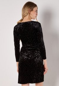 Apricot RHINESTONE WRAP MINI - Robe de soirée - black