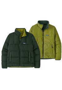 Giacca reversibile con un lato in pile verde scuro con motivo trapuntato e un lato in nylon verde chiaro, entrambi con colletto alto e chiusura con zip.