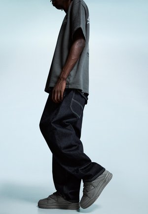 Bershka CHUNKY - Skateschoenen - dark grey