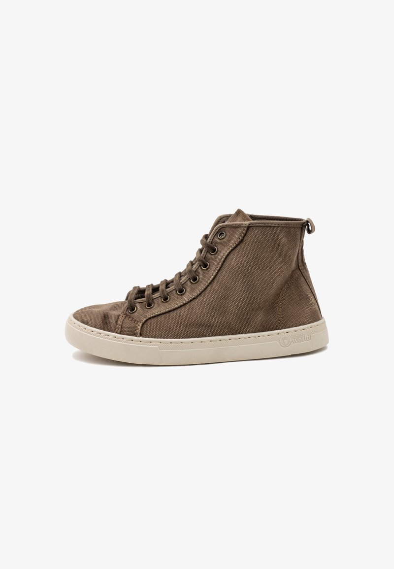Zapatilla alta en tejido texturizado marrón con ojales metálicos, diseño con cordones y suela de goma crema. Marca en el talón.