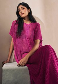 Next OVERHEAD LONGLINE - Maxikleid - pink