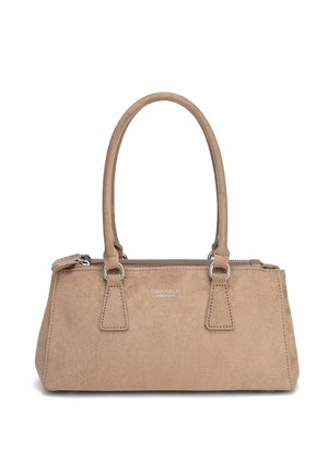 Borsa rettangolare in camoscio beige con due manici arrotondati, chiusura con cerniera argentata e logo del marchio discreto al centro davanti.