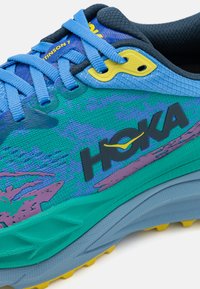 HOKA STINSON 7 - Scarpe da trail running - virtual blue/tech green
