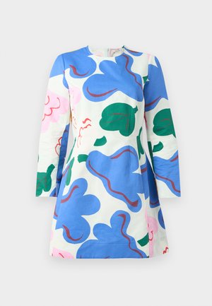 Rochie mini cu mâneci lungi și decolteu rotund, cu imprimeuri florale abstracte mari în albastru, verde, roz și roșu pe un fundal alb.