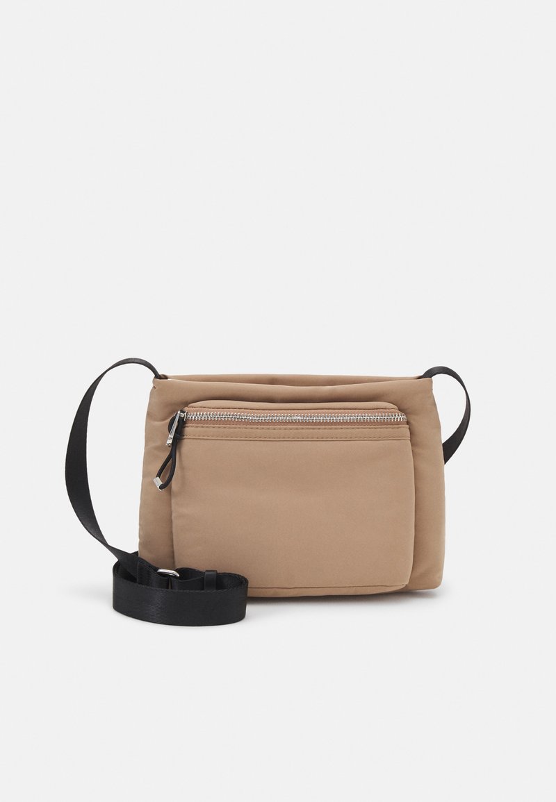 Geantă crossbody